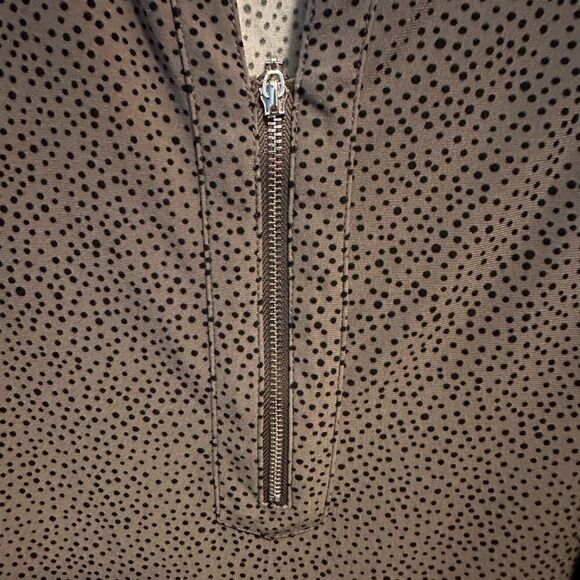 Anne Klein grey and black dotted blouse - Picture 4 of 8